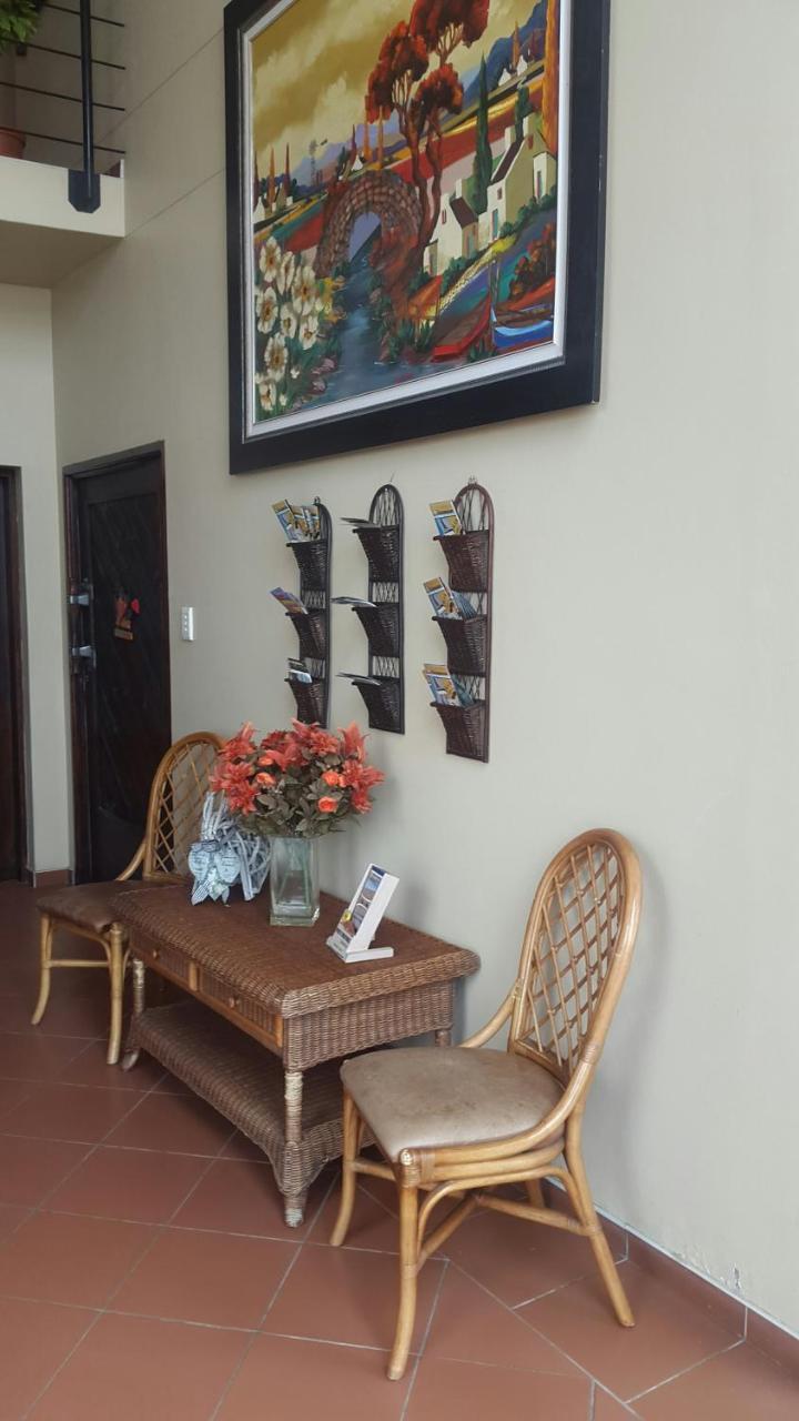 Kleines Nest Bed And Breakfast Walvis Bay Exterior photo